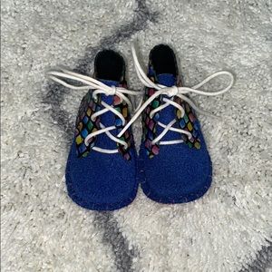 Unisex baby shoes